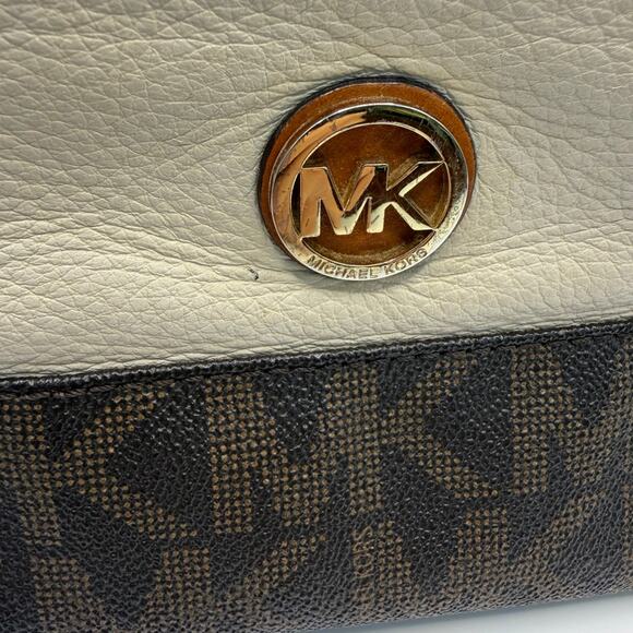 Michael Kors MK Signature Leather Trim Wristlet Pouch Clutch Wallet Bag - Picture 6 of 9
